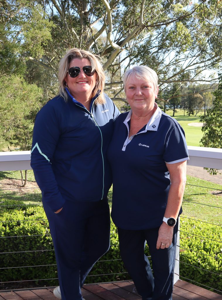 Foursomes Champions L-R Joanne Dusterhoft and Deb Plummer