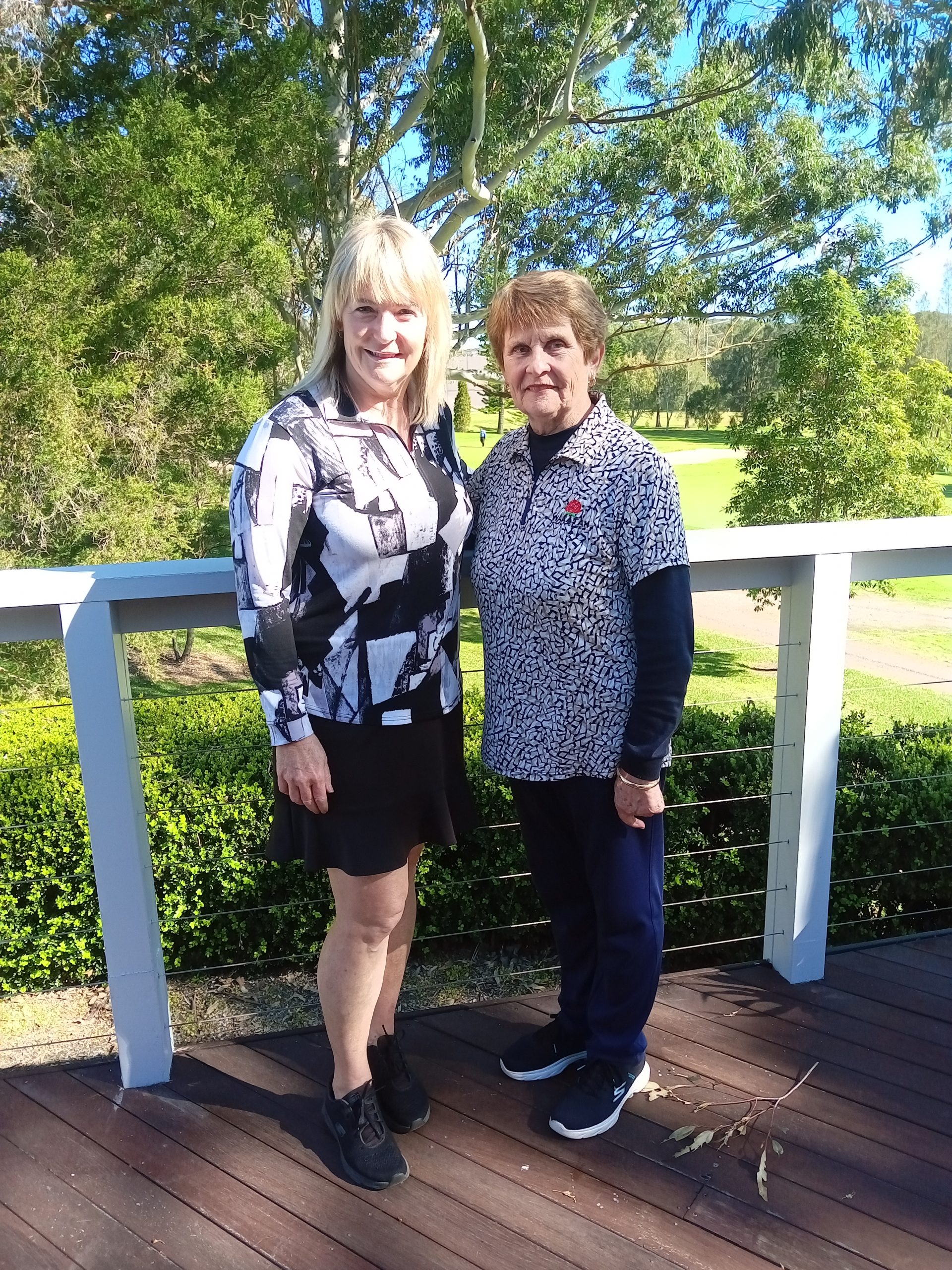 Nett Winners: L-R Janelle Everett and Narelle Bramble